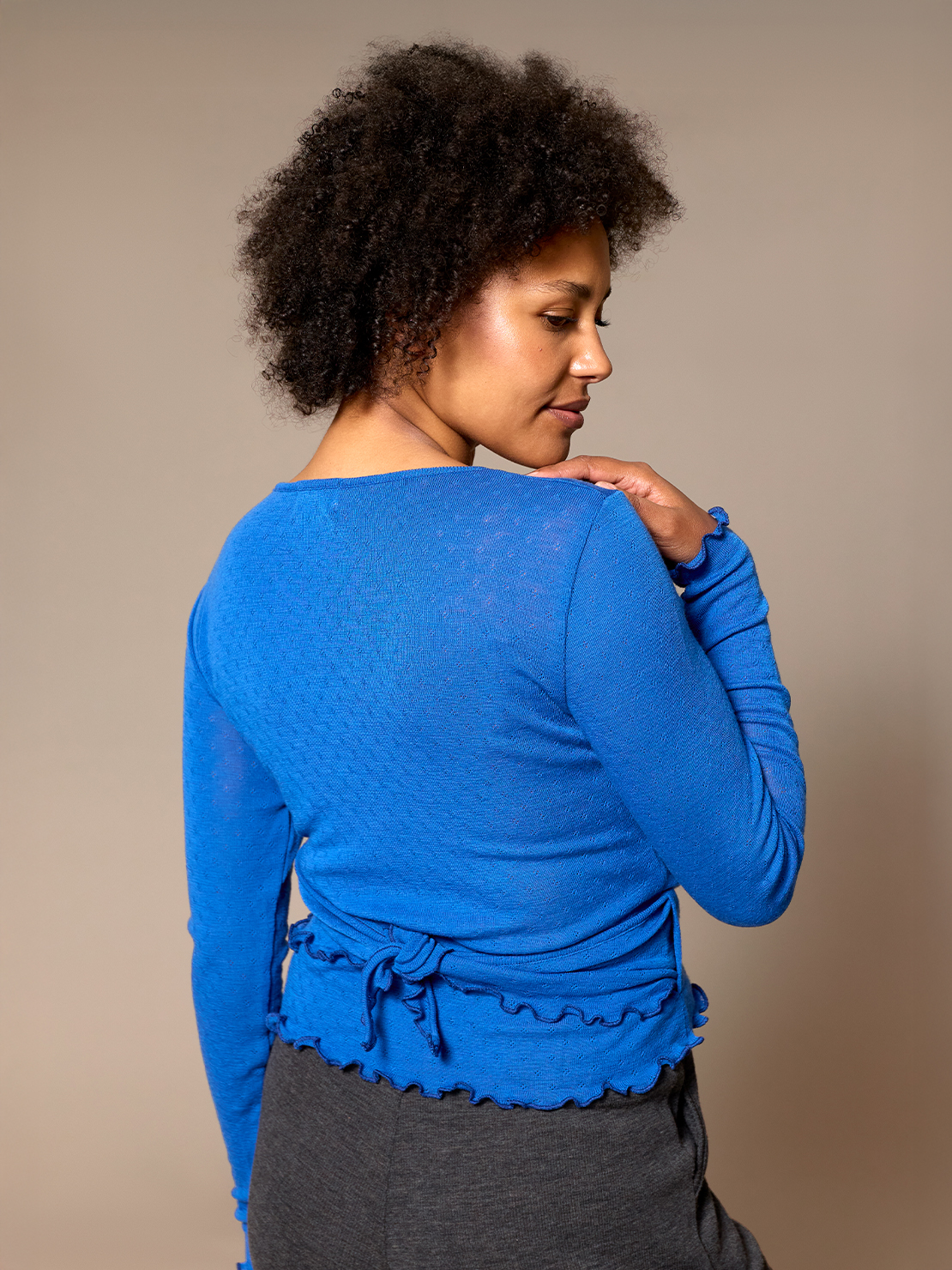 Iris shirt eyelet